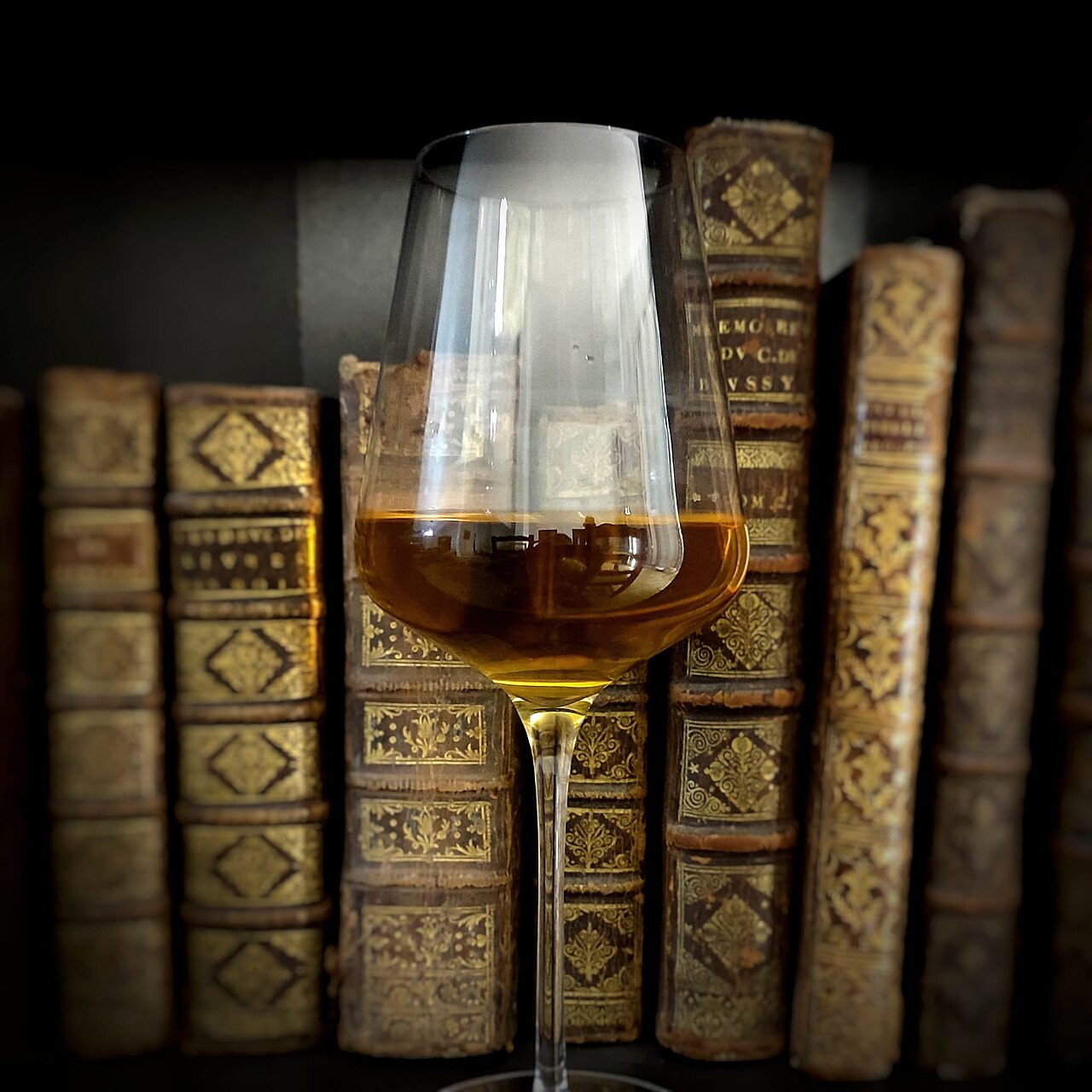 Vin jaune du Jura — crédit Remi Mathis, CC BY-SA 4.0